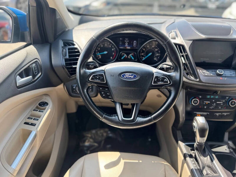 2019 Ford Escape SEL