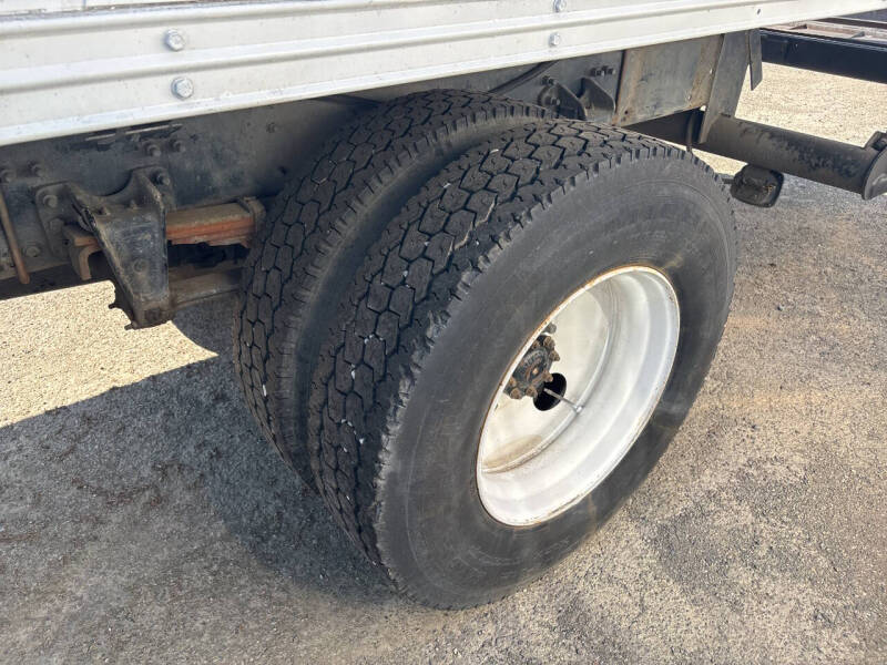 1998 Freightliner FL50