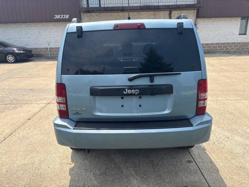 2012 Jeep Liberty Arctic