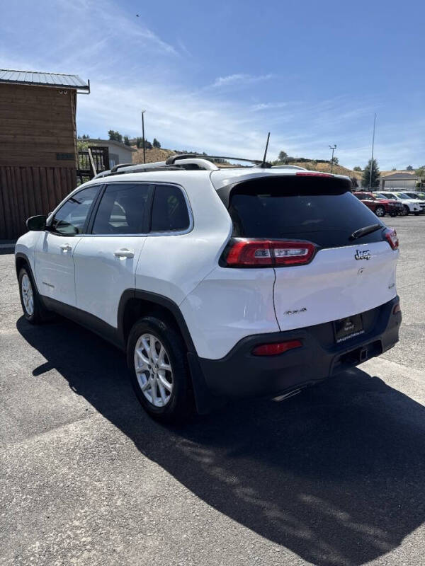 2018 Jeep Cherokee Latitude