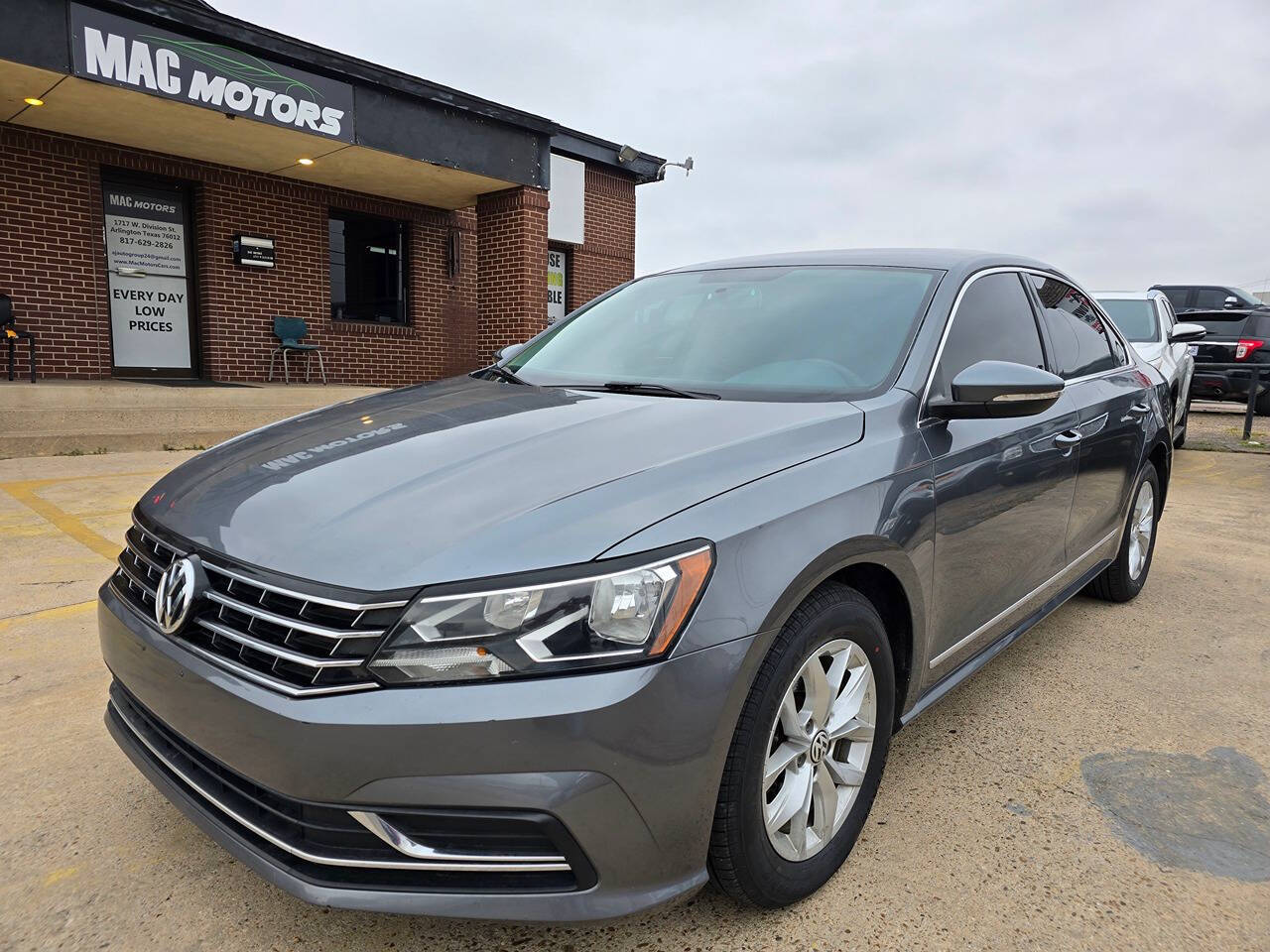 2016 Volkswagen Passat for sale at Mac Motors in Arlington, TX