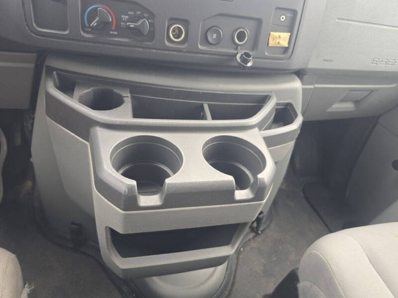 2012 Ford E-Series E-150