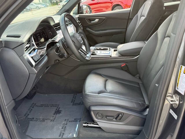 2024 Audi Q7 quattro Premium Plus 45 TFSI