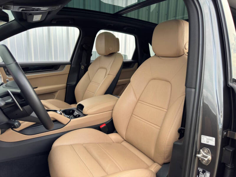 2024 Porsche Cayenne