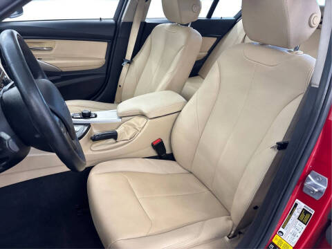 2018 BMW 3 Series 320i xDrive