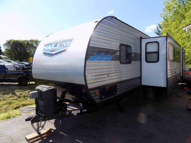 2022 Forest River Salem 32BHDS