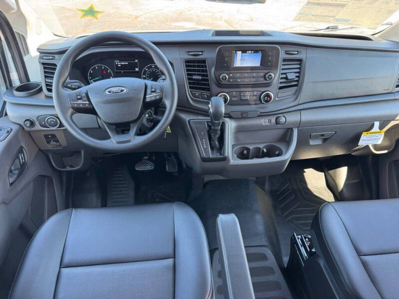 2025 Ford Transit