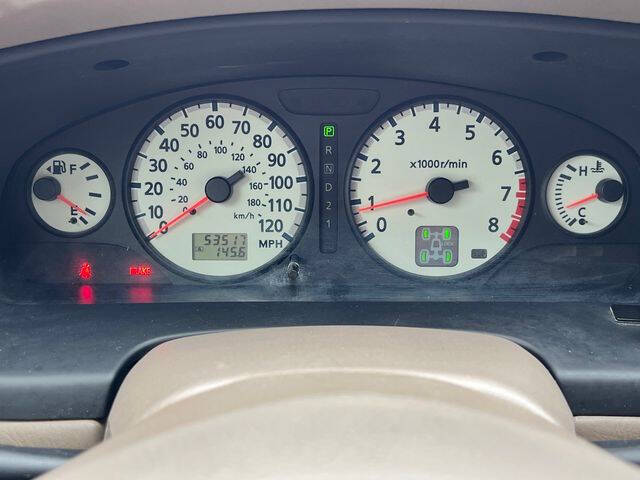 2003 Nissan Pathfinder LE