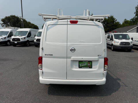 2017 Nissan NV200 SV