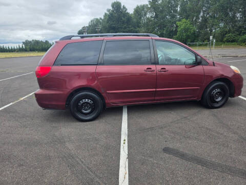 2008 Toyota Sienna CE 7-Passenger