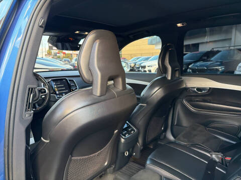 2018 Volvo XC90 T6 R-Design