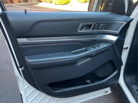 2019 Ford Explorer Sport