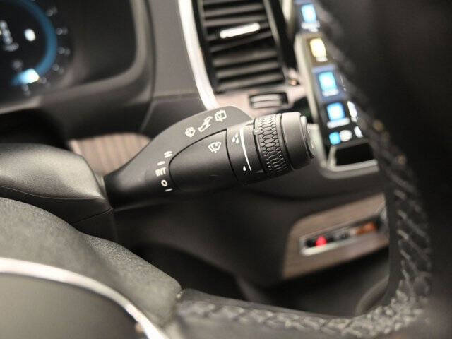 2023 Volvo XC90 B6 Ultimate Bright Theme 7P