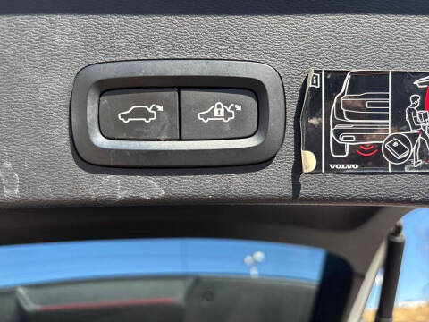 2019 Volvo XC40 T5 R-Design