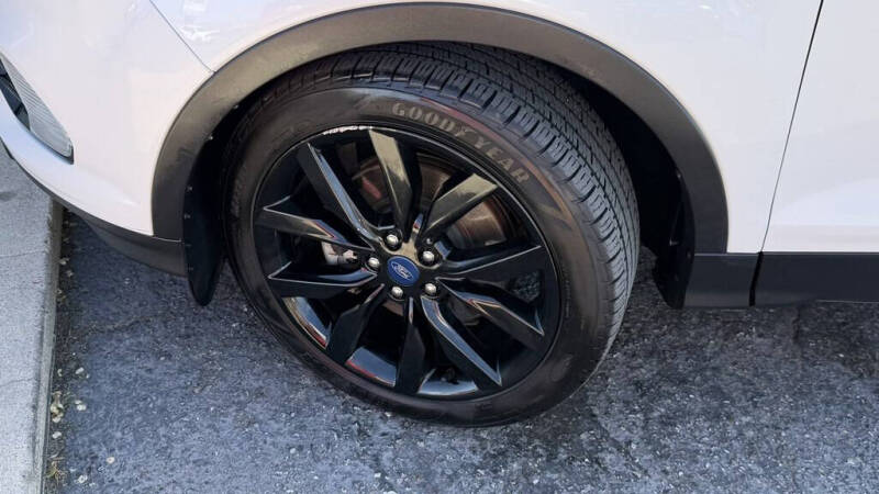 2019 Ford Escape SE