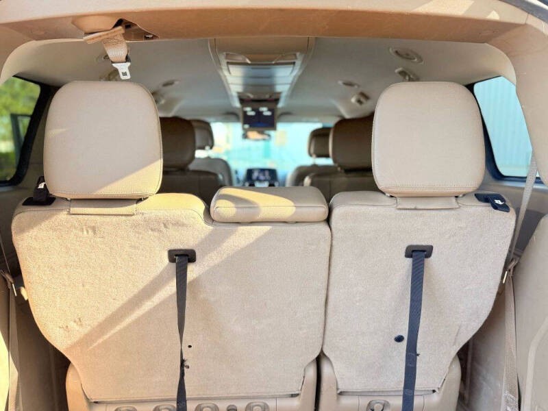 2014 Chrysler Town and Country Touring