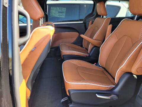 2026 Chrysler Pacifica Pinnacle