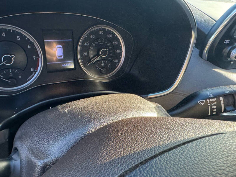 2019 Hyundai Santa Fe SE 2.4L