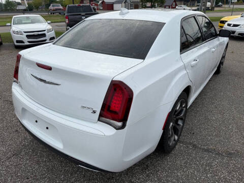 2015 Chrysler 300 S