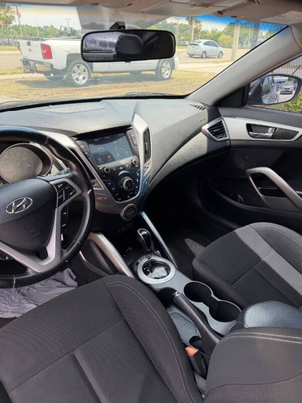 2017 Hyundai Veloster