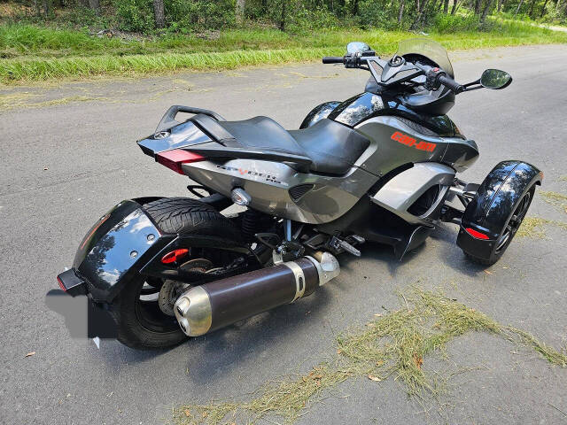 Can-Am Spyder RS-S Image