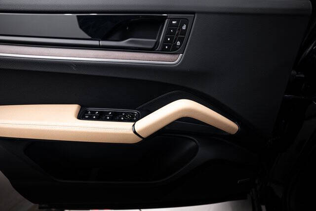 2026 Porsche Cayenne E-Hybrid