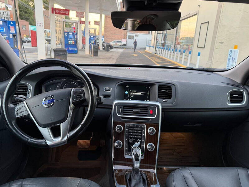 2016 Volvo S60 T5 Premier