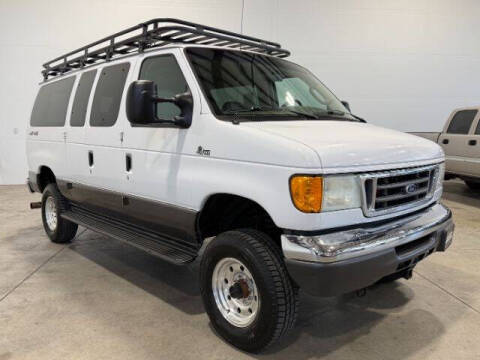 2006 Ford E-Series E-350 SD Chateau
