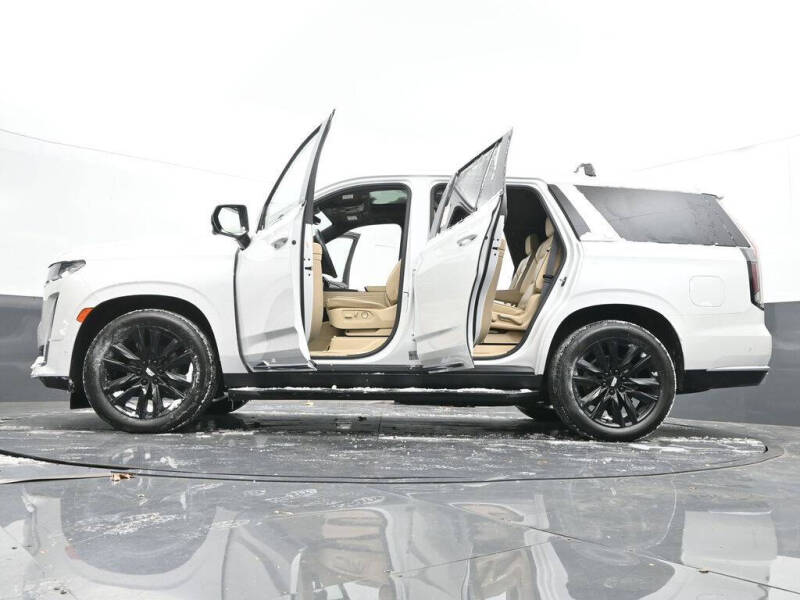 2023 Cadillac Escalade Premium Luxury