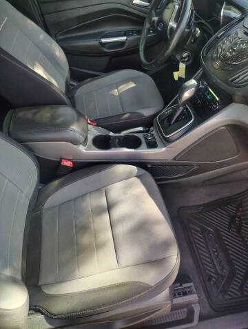 2014 Ford C-MAX Hybrid SE