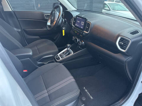 2022 Hyundai Venue Limited