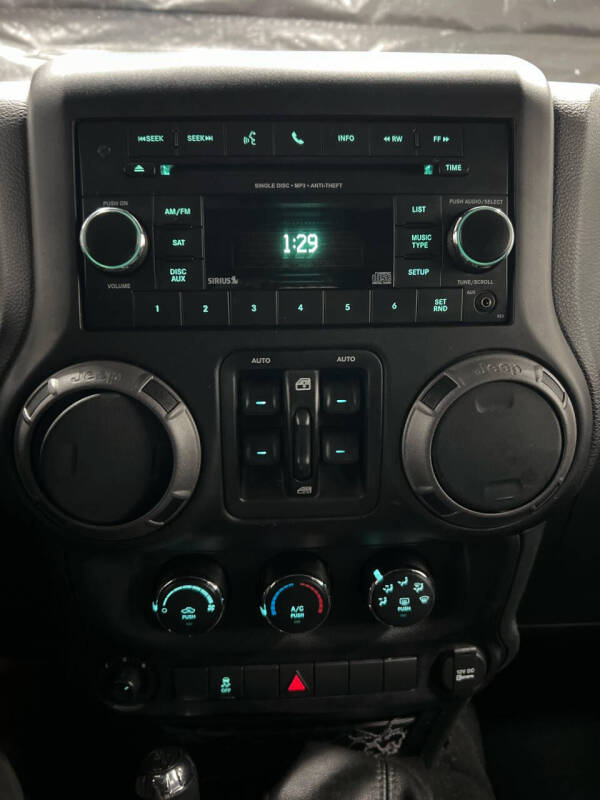 2016 Jeep Wrangler Unlimited Black Bear