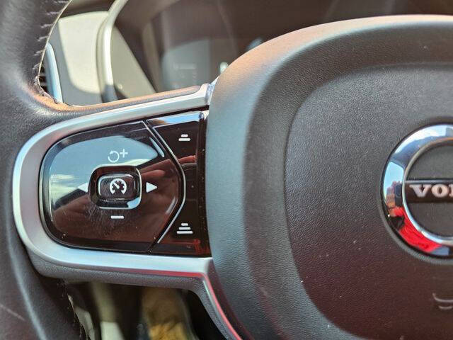 2019 Volvo XC90 T5 Momentum