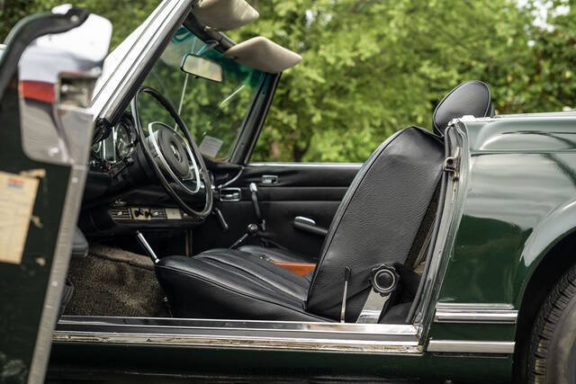 1971 Mercedes-Benz 280-Class