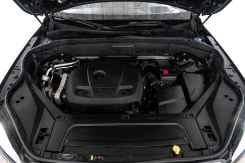 2020 Volvo XC90 T5 Momentum