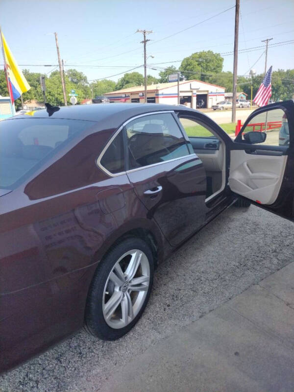 2014 Volkswagen Passat 1.8T SE PZEV