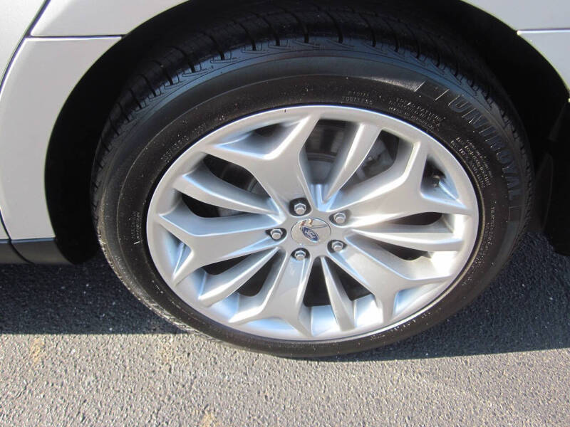 2013 Ford Taurus Limited