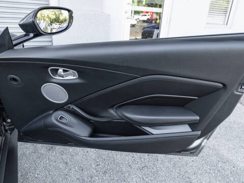 2021 Aston Martin Vantage