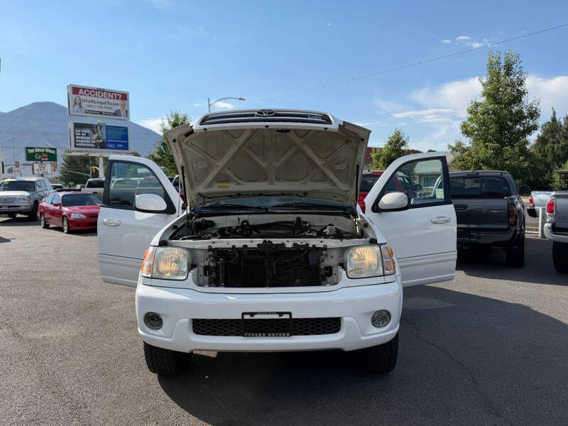 2004 Toyota Sequoia Limited