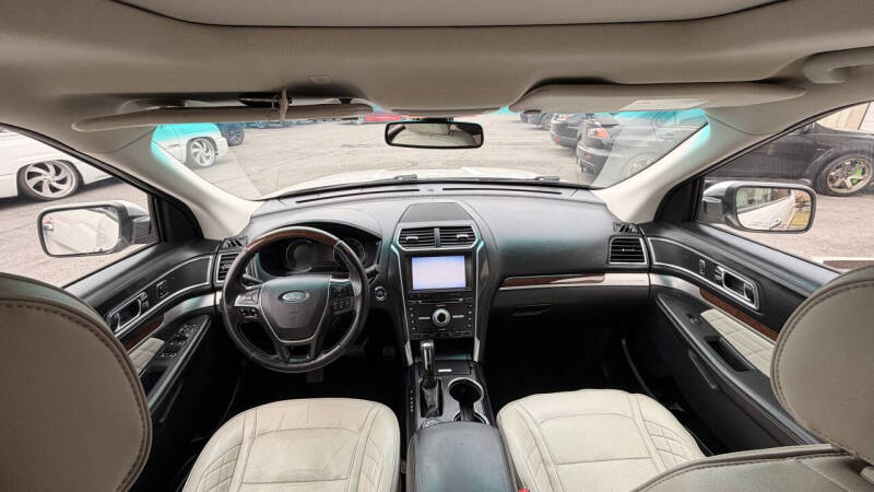 2016 Ford Explorer Platinum