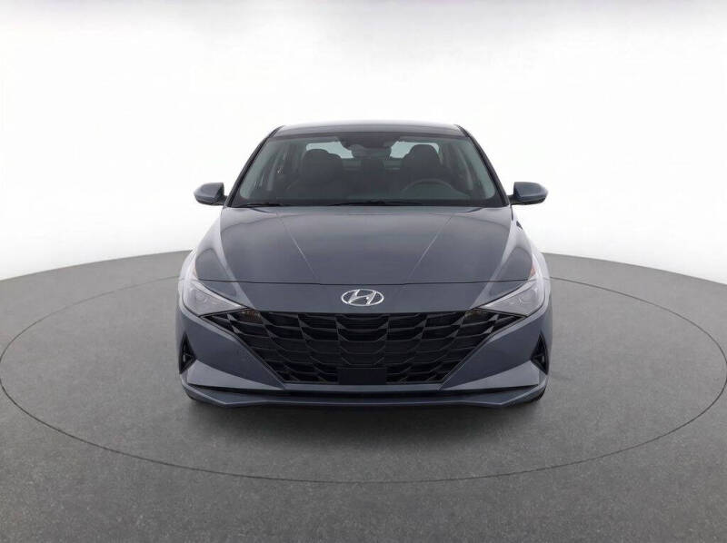 2022 Hyundai Elantra