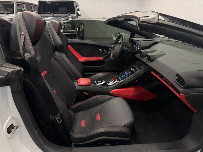 2020 Lamborghini Huracan EVO Spyder