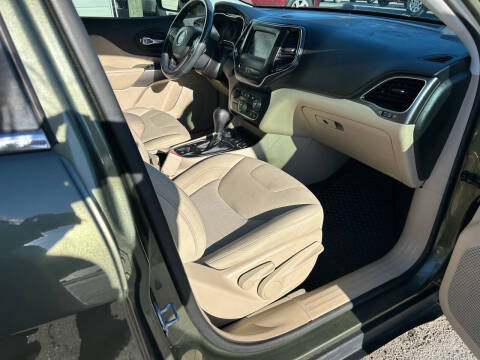 2019 Jeep Cherokee Latitude