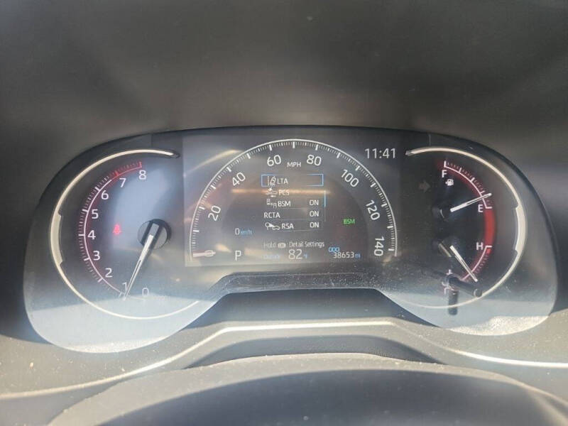 2023 Toyota RAV4 XLE