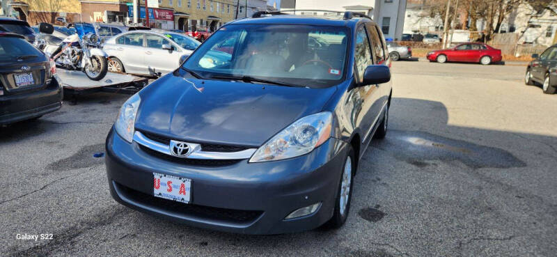 2008 Toyota Sienna for sale at Union Street Auto LLC in Manchester NH