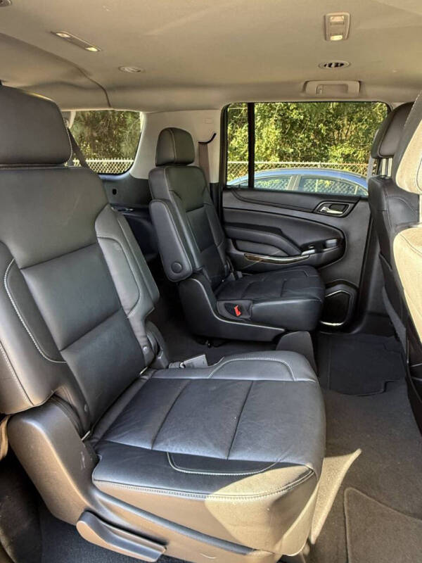 2019 Chevrolet Suburban LT