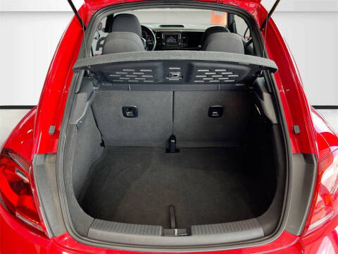 2019 Volkswagen Beetle 2.0T S