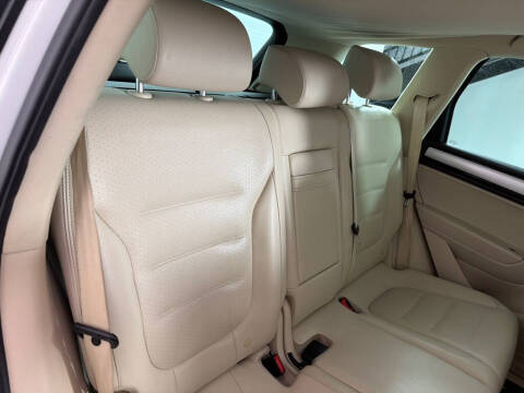 2013 Volkswagen Touareg