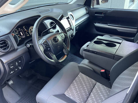 2020 Toyota Tundra SR5