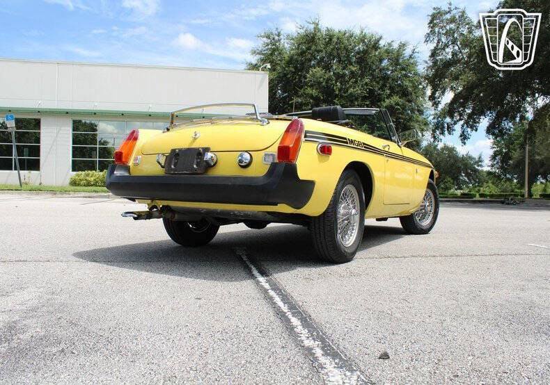 1975 MG B